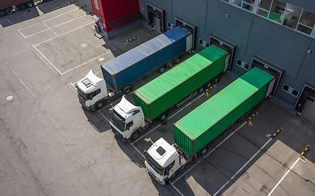 Remplacement et réparation de vitrage sur tous les poids-lourds.